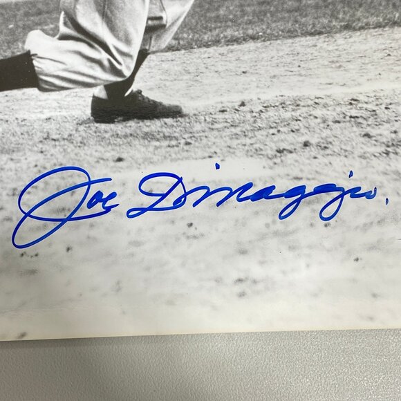 Signed Original Authenticated Joe DiMaggio Yankees MLB Baseball Autograph - Picture 4 of 5